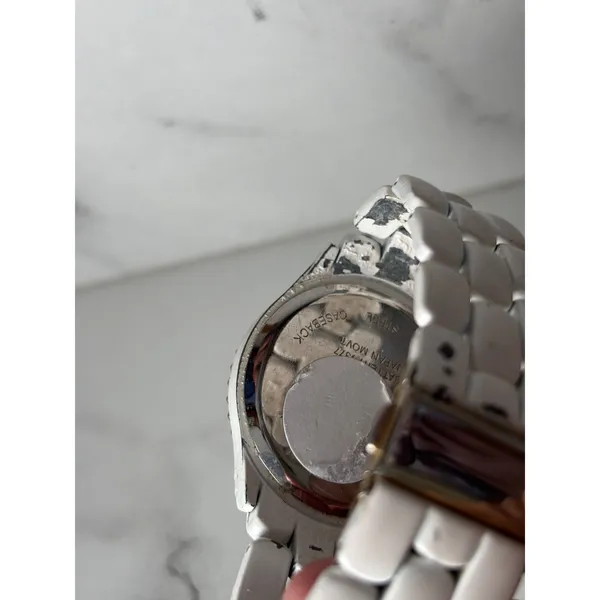 Embassy by Gruen White Enamel Crystal Bezel Quartz Watch Gold Tone Accents - Image 6