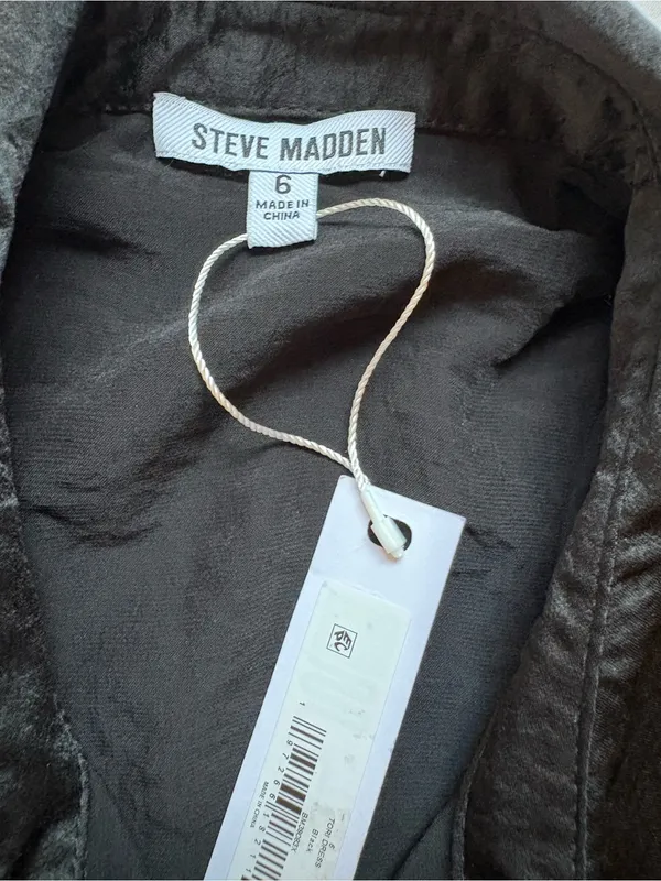 NWT Steve Madden Tori Black Satin Ruched Tie Waist Midi Dress Size 6 - Image 3