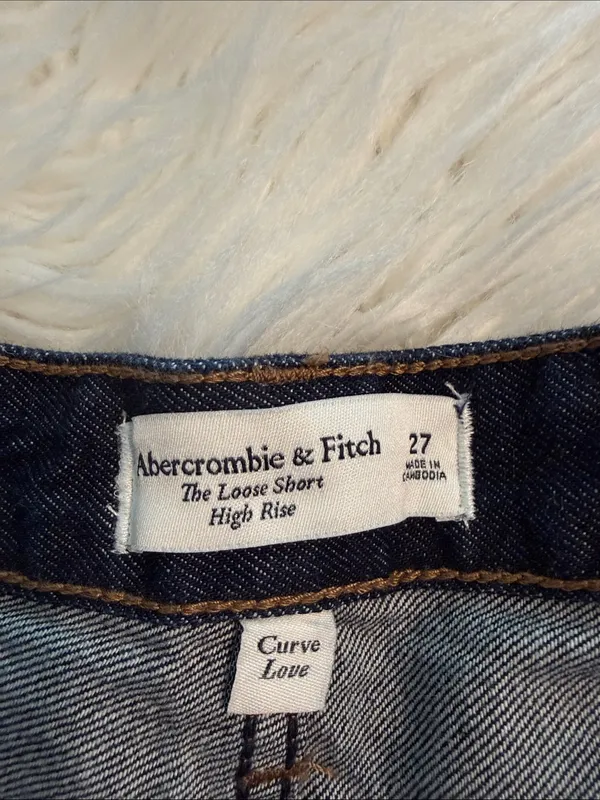 Abercrombie &Fitch High Rise The Loose Shorts size 27 Dark Wash Denim brand new - Image 3