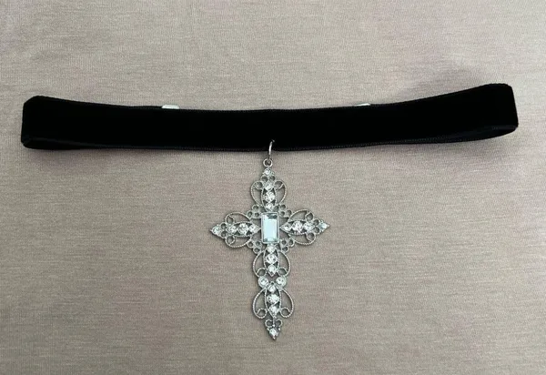 Black Velvet Rhinestone Cross Pendant Choker - Image 2