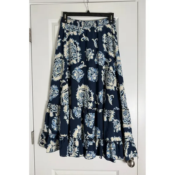 Tahari Navy Blue Floral Paisley Smocked Tassel Tiered Maxi Skirt Womens Large‎ - Image 2