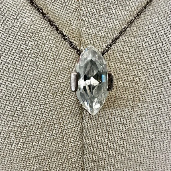 Avon vintage rhinestone pendant necklace Silver - Image 3
