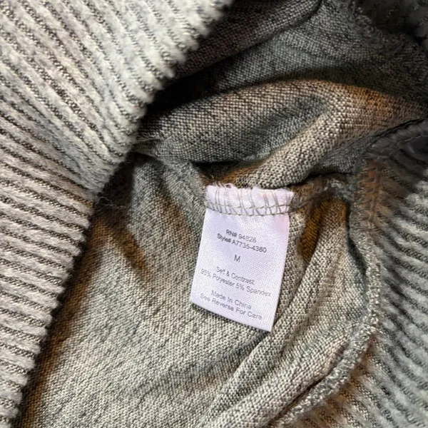 Janet Chung green quarter zip sweater. M Mock neck front pocket 3/4 sleeve. Soft - Image 8