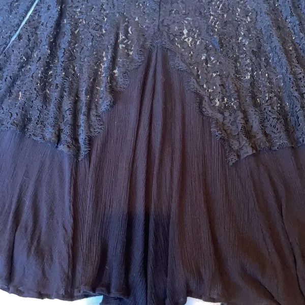 JODIFL Long Bell Sleeve Black Lace Tunic - Image 5