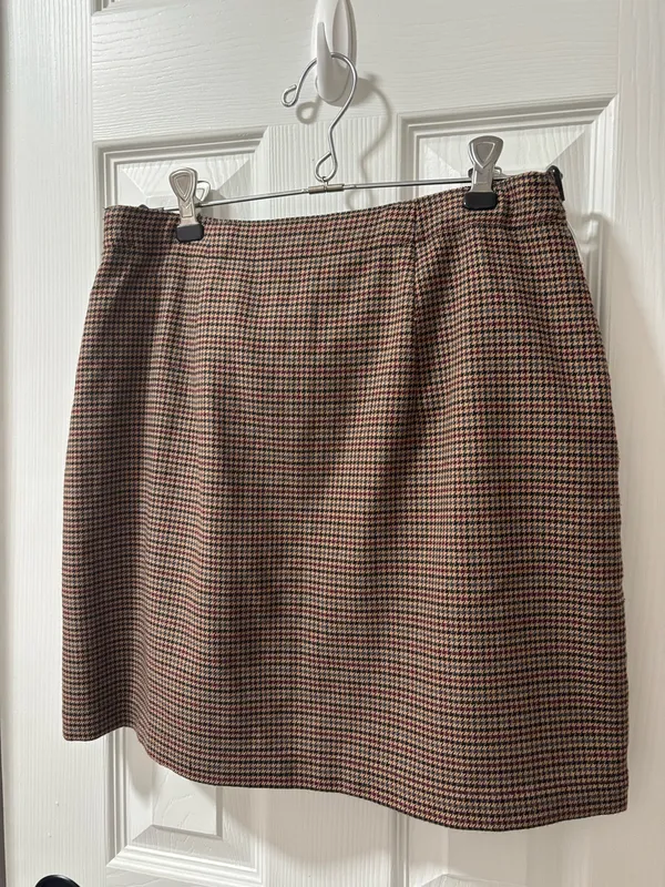 Abercrombie Mini Skirt - Image 5