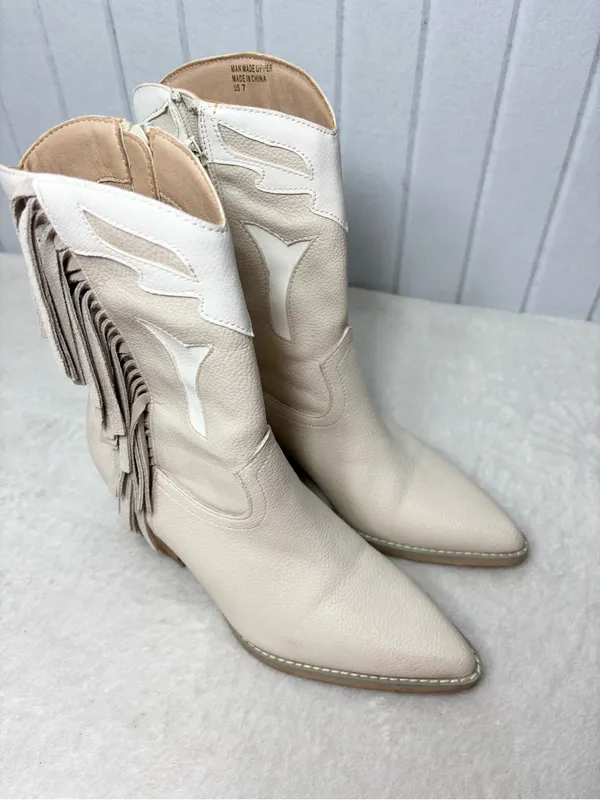 Altar'd State Cream Fringe Western‎ Ankle Boots Size 7 - Image 2