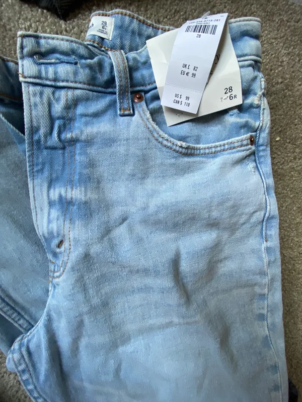 Abercrombie Jeans - Image 4