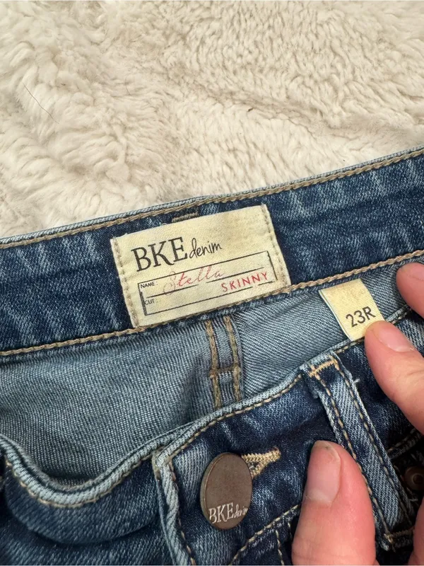 BKE Stella Skinny 23x 31 1/2 - Image 5