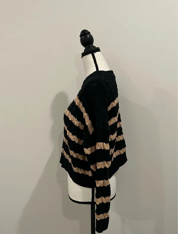 Jessica Simpson Cropped Sweater - Image 3