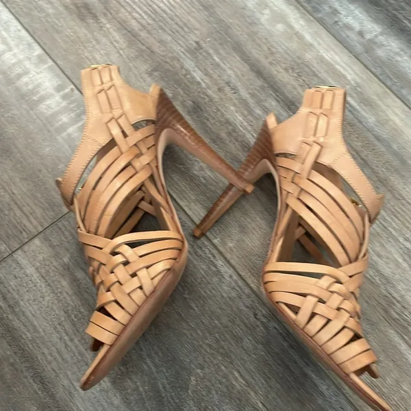 TORY BURCH Nadia brown woven leather logo detail huarache sandals heels 9.5 - Image 4