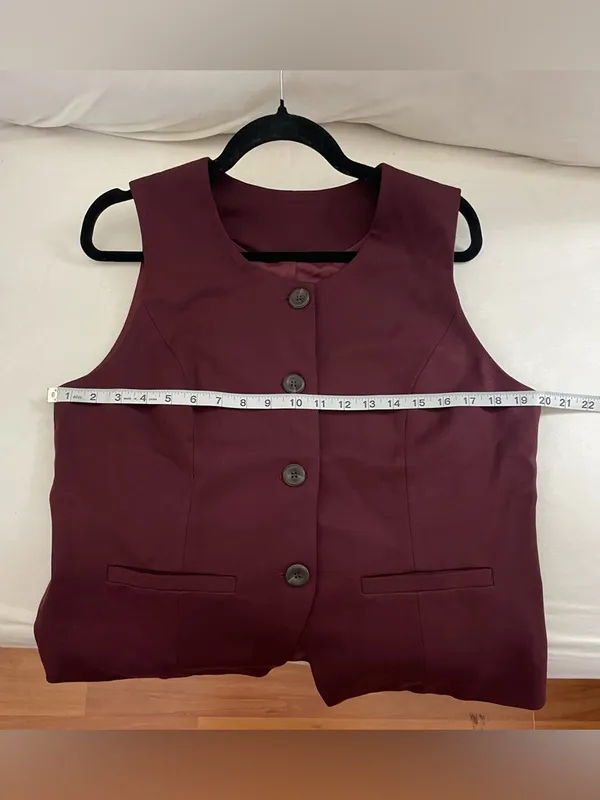 OGL NWT Sleeveless Button Front Vest in Deep Burgundy Size L - Image 3