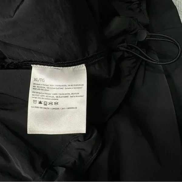 Lululemon Lightweight Bomber Jacket Cinch Hem Black Size XL NWT - Image 13
