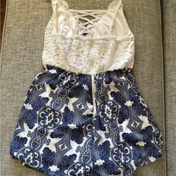 Charlotte Russe Women’s White Lace Top Navy Patterned romper - Image 2