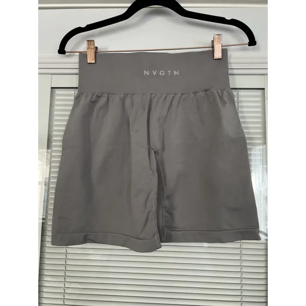 NVGTN Grey Pro Seamless Shorts SIZE M - Image 3