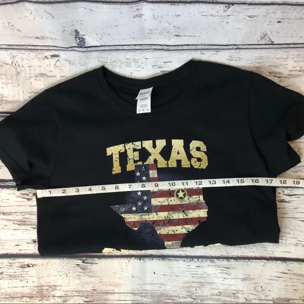 Gildan Texas Strong graphic tee T-Shirt Women’s Patriotic T-Shirt USA Flag Texas Pride - Image 9