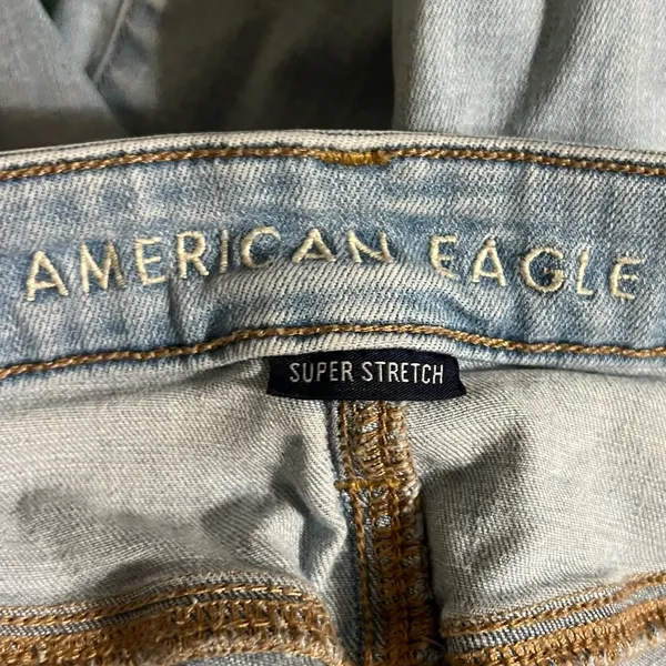American Eagle Ripped distressed ankle jeggings - Image 3