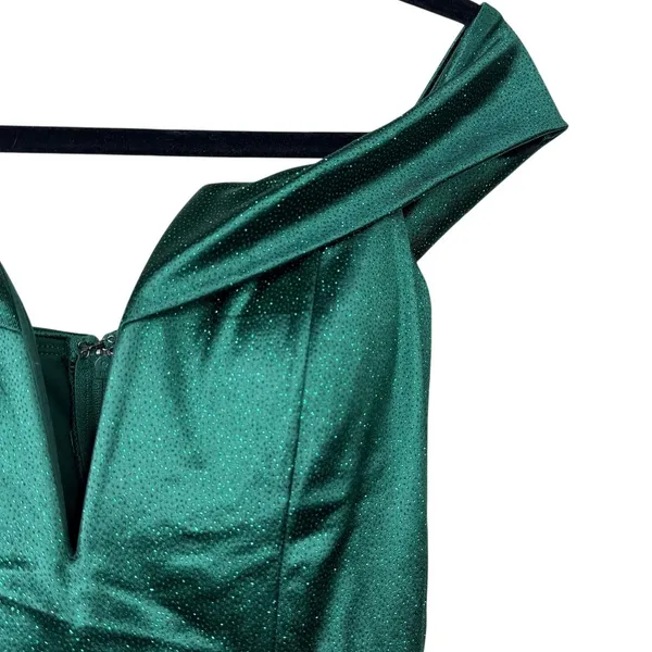 NEW WINDSOR Eileen Hunter Green Satin Mermaid Glitter Formal Gown Dress Small - Image 7