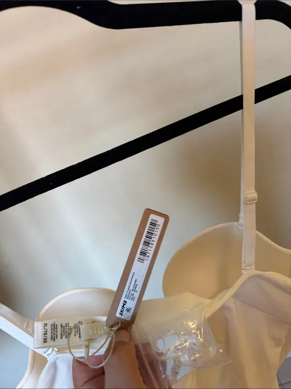 SKIMS‎ DEEP PLUNGE SHAPEWEAR BODYSUIT NWT size XL - Image 6