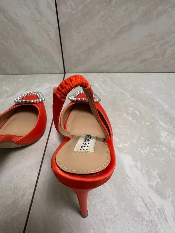Steve Madden Vionnet orange satin rhinestone slingback stiletto pumps 6M - Image 6