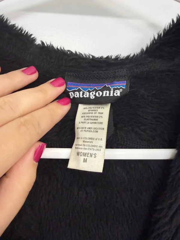 Patagonia R2 Polartec High Loft Hooded Fleece Jacket Black Women’s M - Image 4