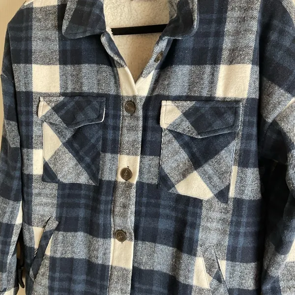 Miss Posh Navy Blue White Plaid Sherpa Lined Shacket Jacket XS - Image 4