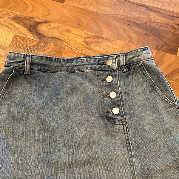 Women’s size medium‎ Gilli brand denim skirt - Image 2