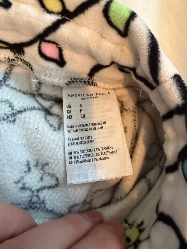 American Eagle snoopy Christmas pj pants  - Image 7