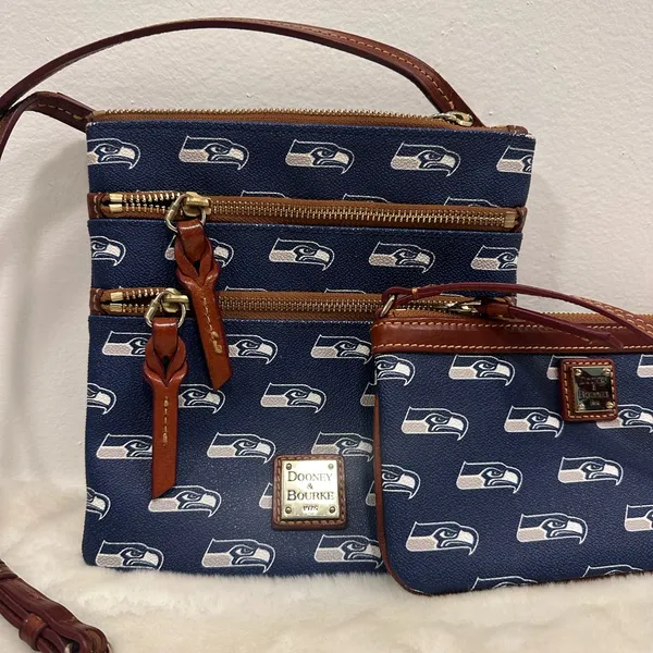 Dooney & Bourke Seattle Seahawks NFL Navy Logo Crossbody and Wristlet Set! - Image 3