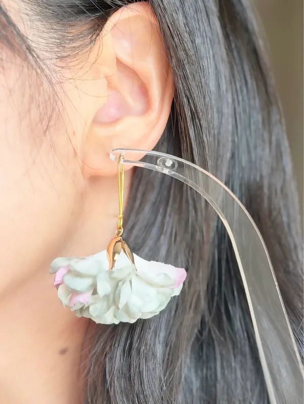Handmade fairy cute flower unique style dangle earrings💚 - Image 6
