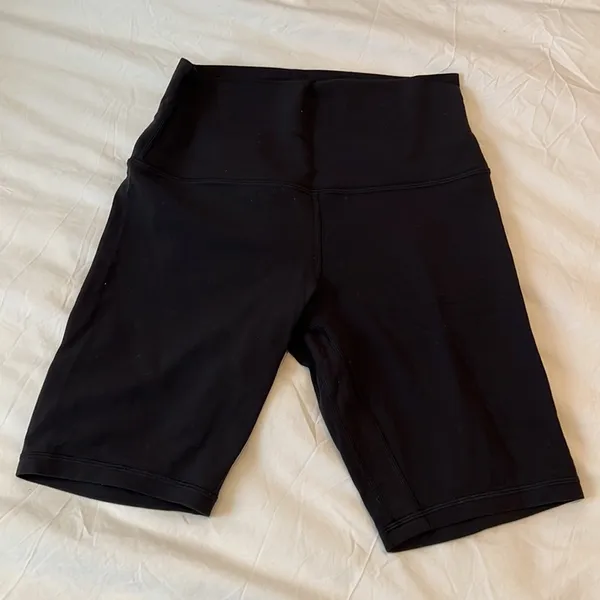 Lululemon black align biker shorts - Image 3
