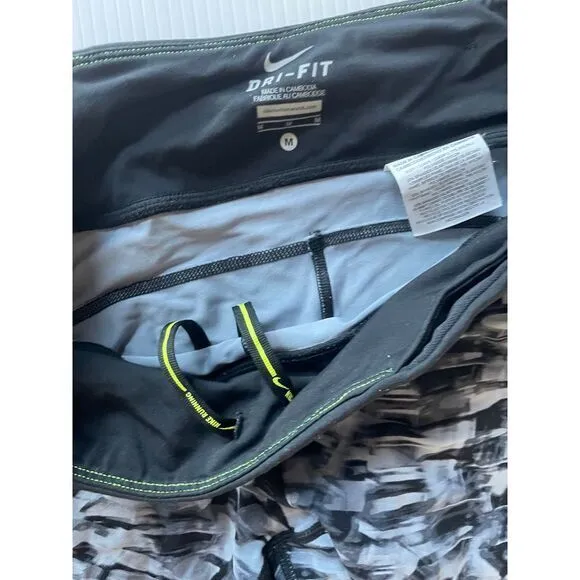 Nike Dri-FIT Grey Camo Print‎ Athletic Leggings Performance Pants Medium - Image 3