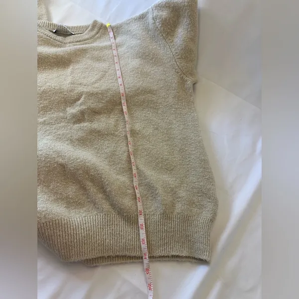 Zara Women's Beige Knit Oversized Crew Long Sleeve Pullover Sweater Top Size M - Image 5