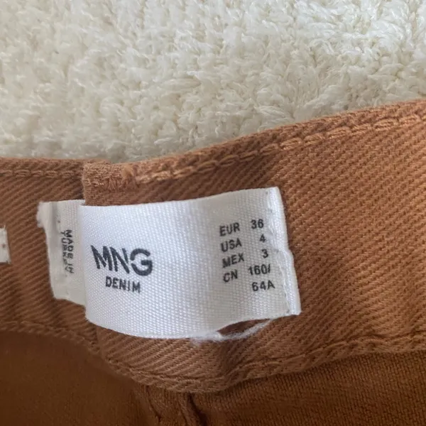 🛎️ Clearance MNG Denim Shorts Mustard Color Size 4 - Image 5