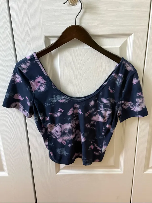 Lululemon Align T-Shirt in Circulate Tie Dye Mineral Blue Multi - Image 2