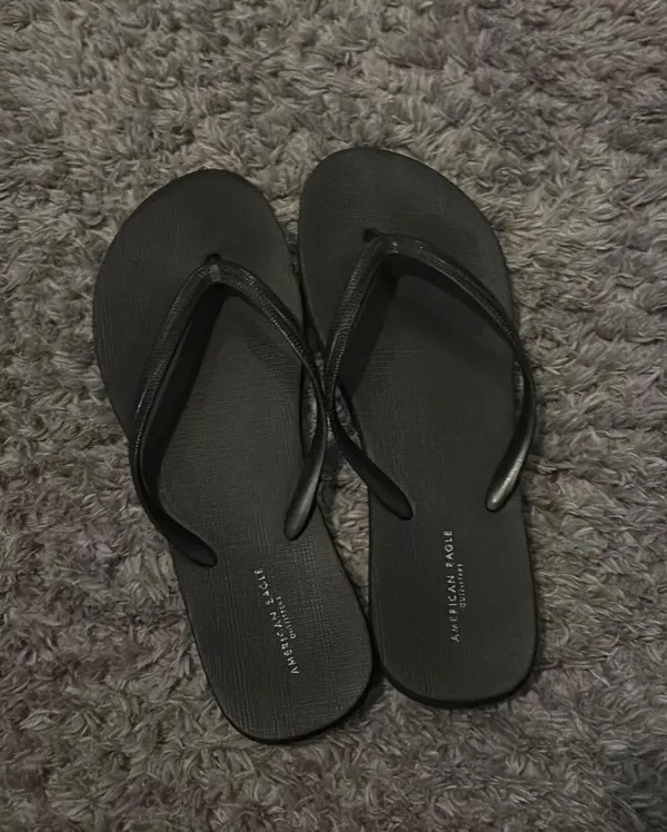 American Eagle Outfitters Flip-flops - Image 2