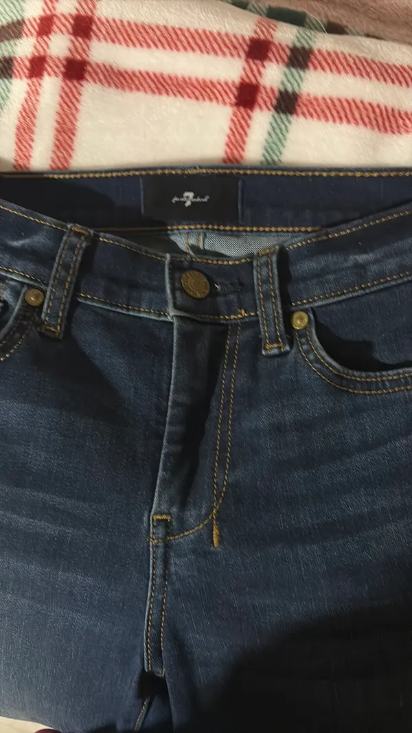 7 For All Mankind - Image 2