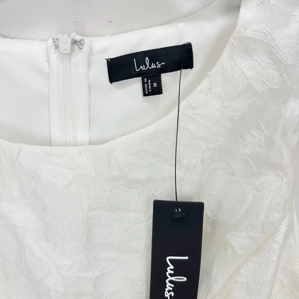 Lulus Exquisite Moments White Floral Jacquard Sleeveless Mini Dress Small NWT - Image 7