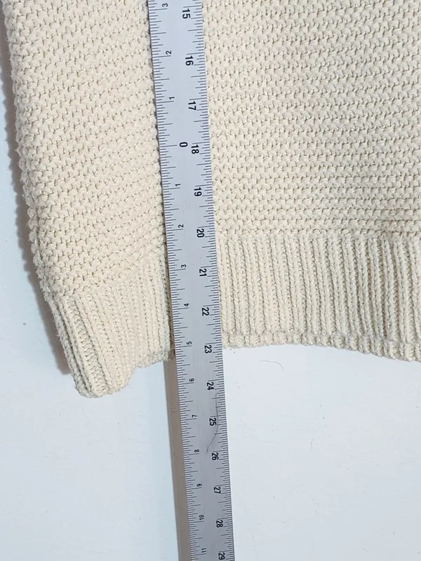 Universal Thread Cream Cropped Sweater with Open Knit Sleeves Size Medium - Image 6