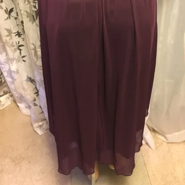 DB Studio Rich Plum One-Shoulder Hi-Low Dress | Floral Strap | M - Image 5