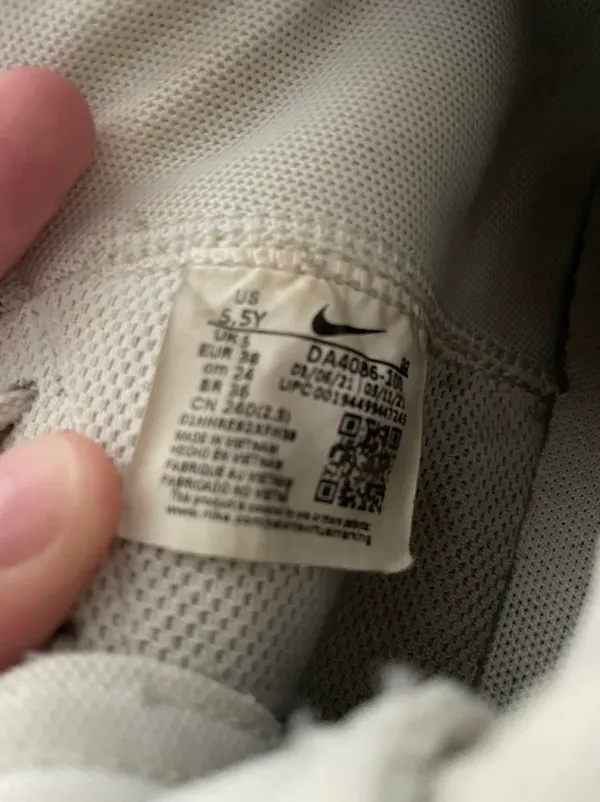 Nike Blazers - Image 6
