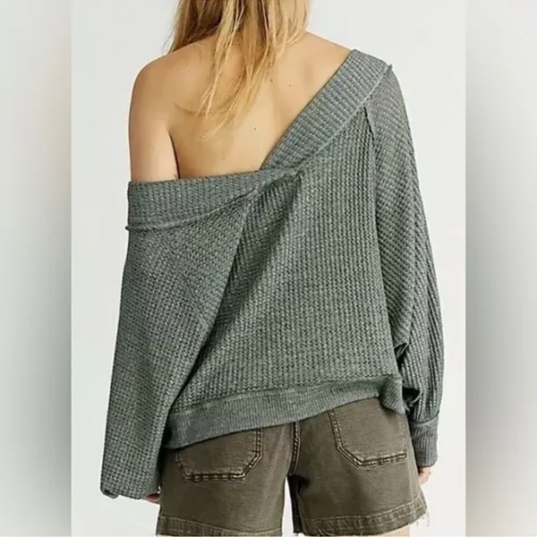 We The Free Free People Westend Thermal Waffle Top Size Large in Green - Image 2