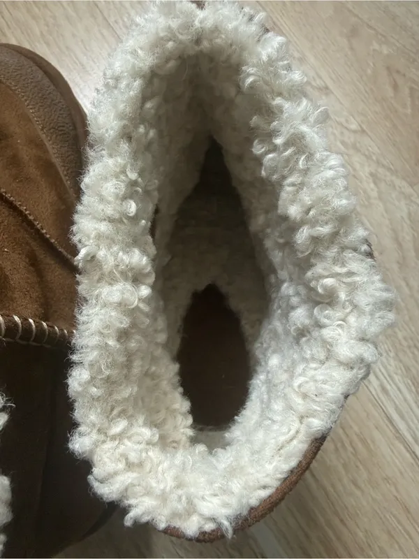 Zara Woman's Brown Suede Boots with Fleece Lining Size EU 37/6.5 - Image 8