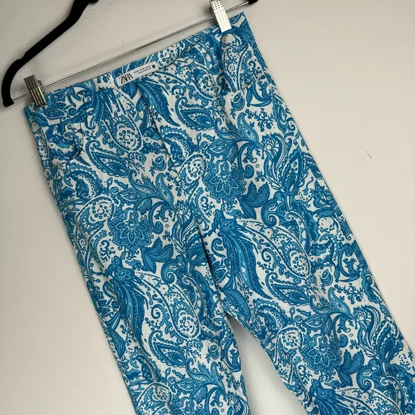 NWOT ZARA Linen Blend Trouser Pants Sz 6 Kick Flare Hem Blue Paisley Print - Image 5