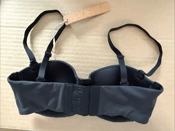SKIMS Fits Everybody Strapless Bra - Onyx 30B - Image 6