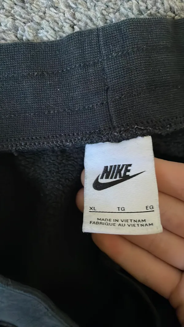 Nike Black Jogger Sweatpants - Image 3