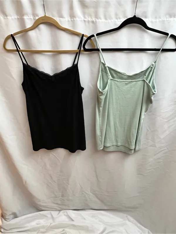 Heart & Hips Women’s XL Lace Trim Camisole Tank Tops Black Green Lot of 2 - Image 2