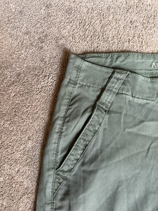 American Eagle Olive Green Super High Rise Baggy Wide Leg Pants‎ Size 6 - Image 6