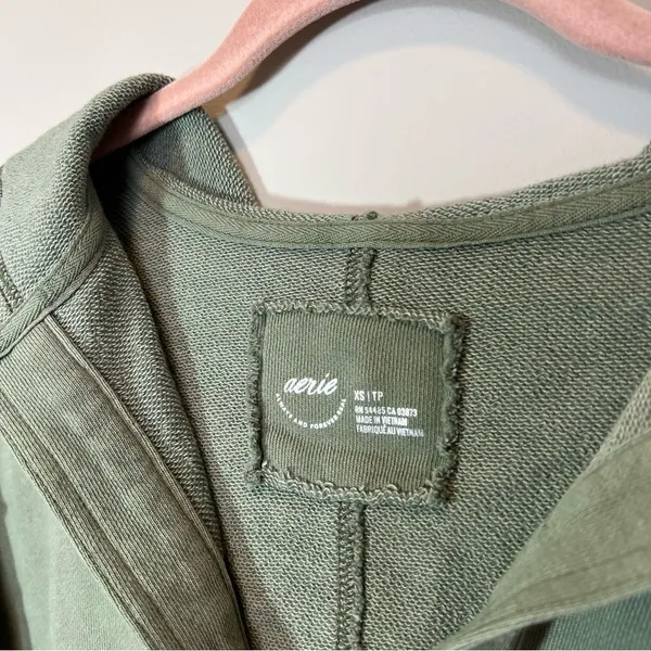 Aerie Women’s Green‎ V-Neck Hoodie XS - Image 3