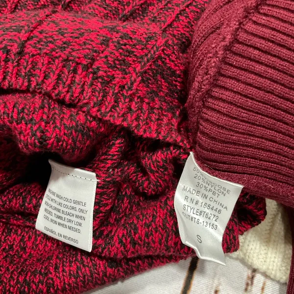 Windsor NWT TOP, STYLE & CO SWEATER DRESS‎ AND SWEATER BY QUESTIONS - Image 3