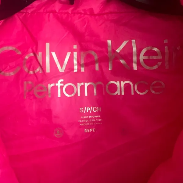 new CK calvin Klein hot barbie pink performance cropped vest Small - Image 3